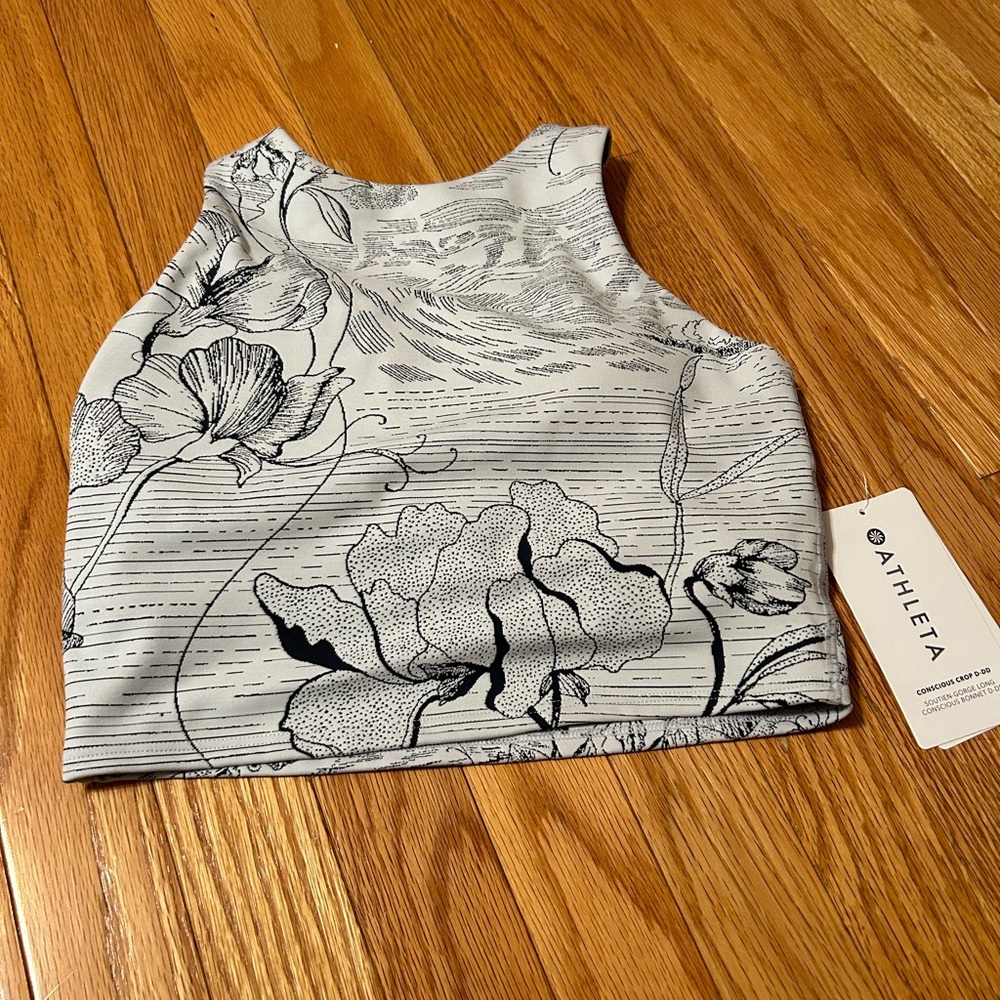 Athleta Conscious Crop XS